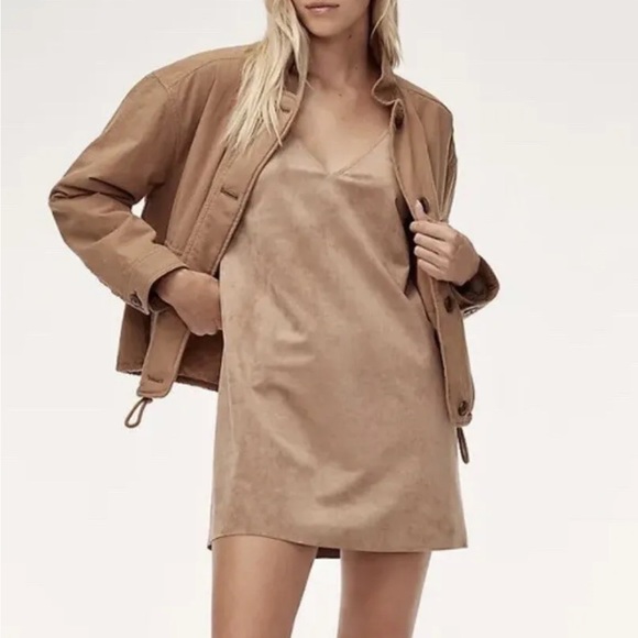 NWT Wilfred Free Aritzia Vivienne Camel Suede Dress Size XS - Picture 1 of 12